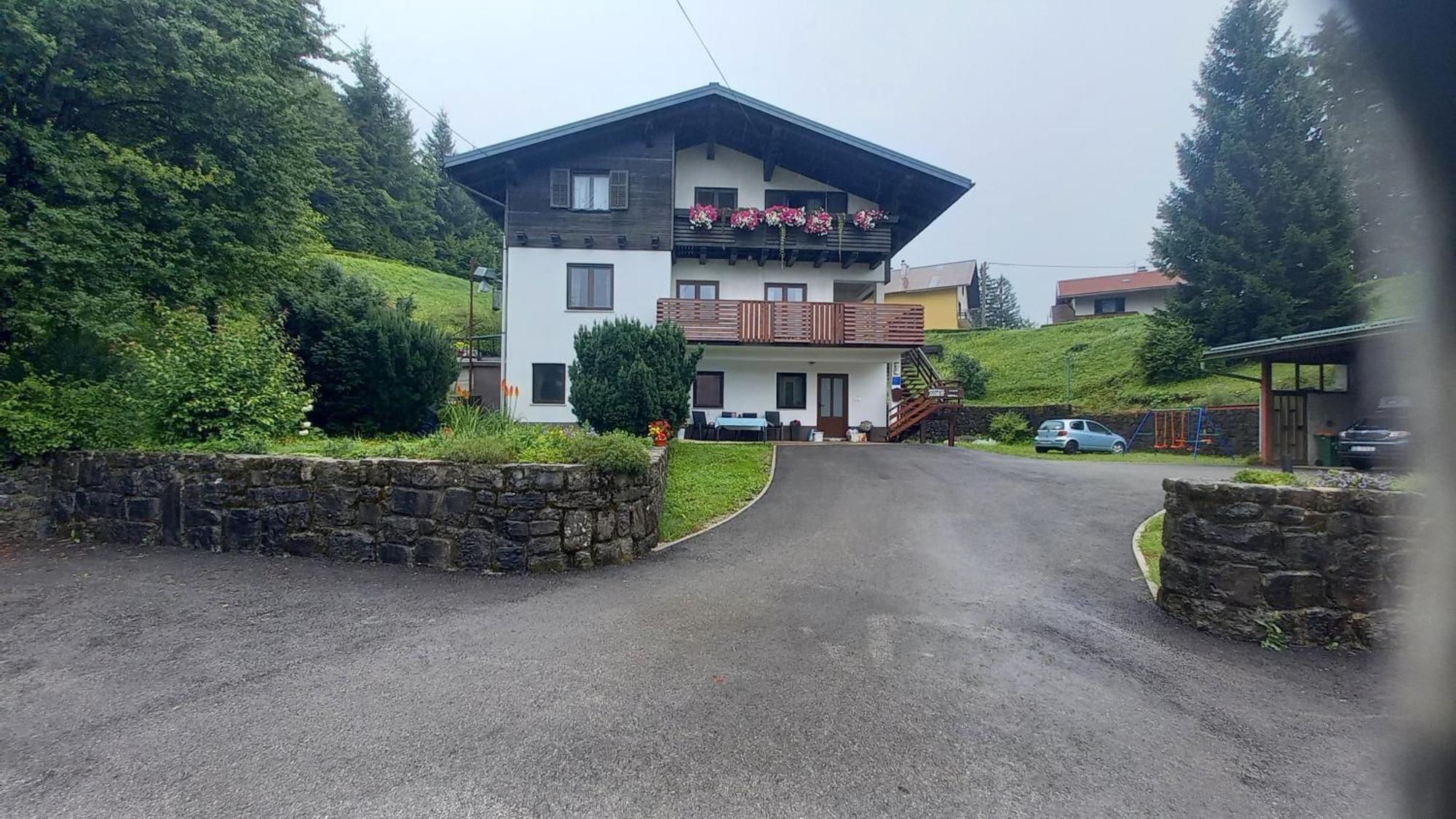 Ferienwohnung Gogo Delnice Exterior foto
